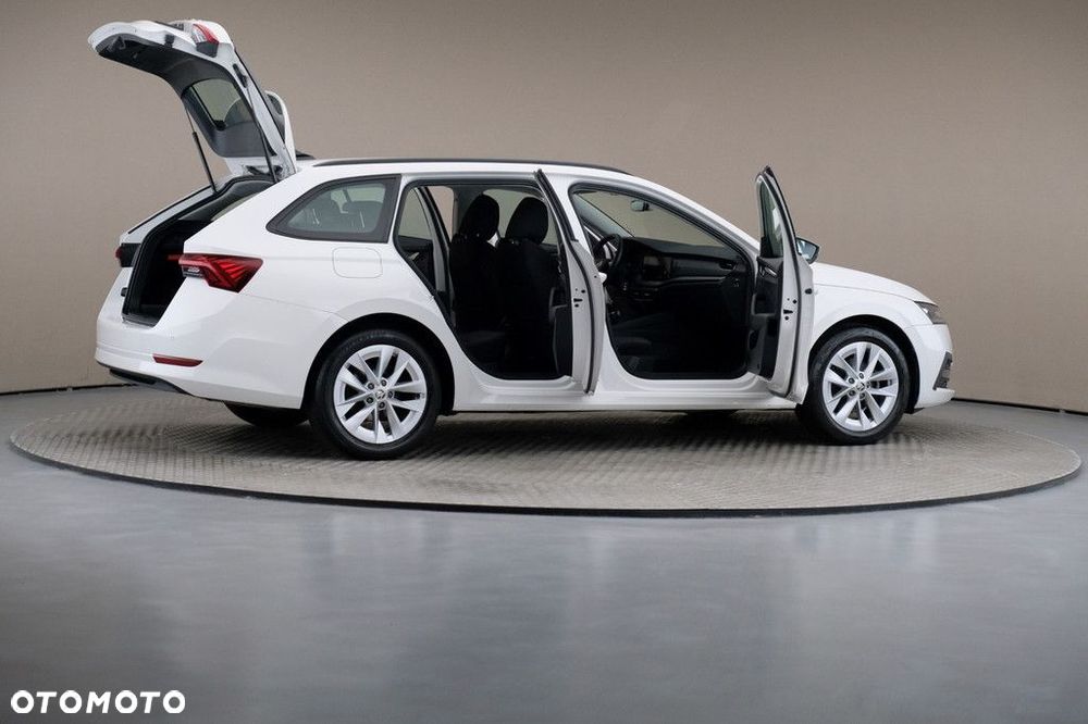 Skoda Octavia 1.5 TSI ACT Ambition - 6