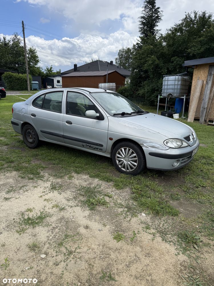 Renault Megane - 2