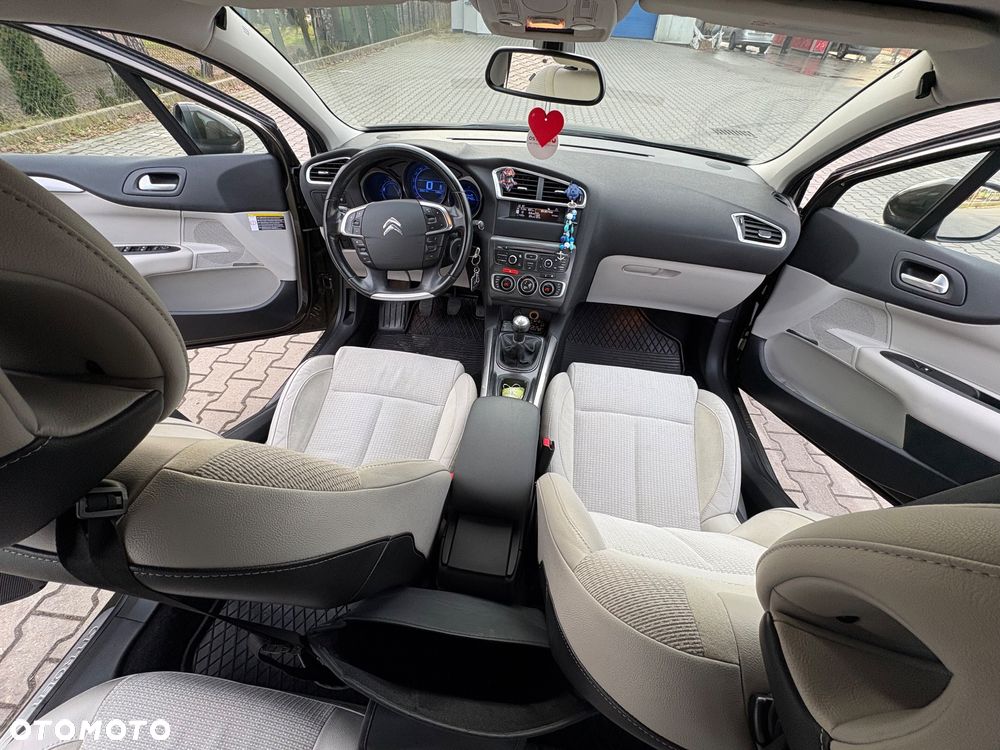 Citroën C4 1.6 VTi Exclusive - 6