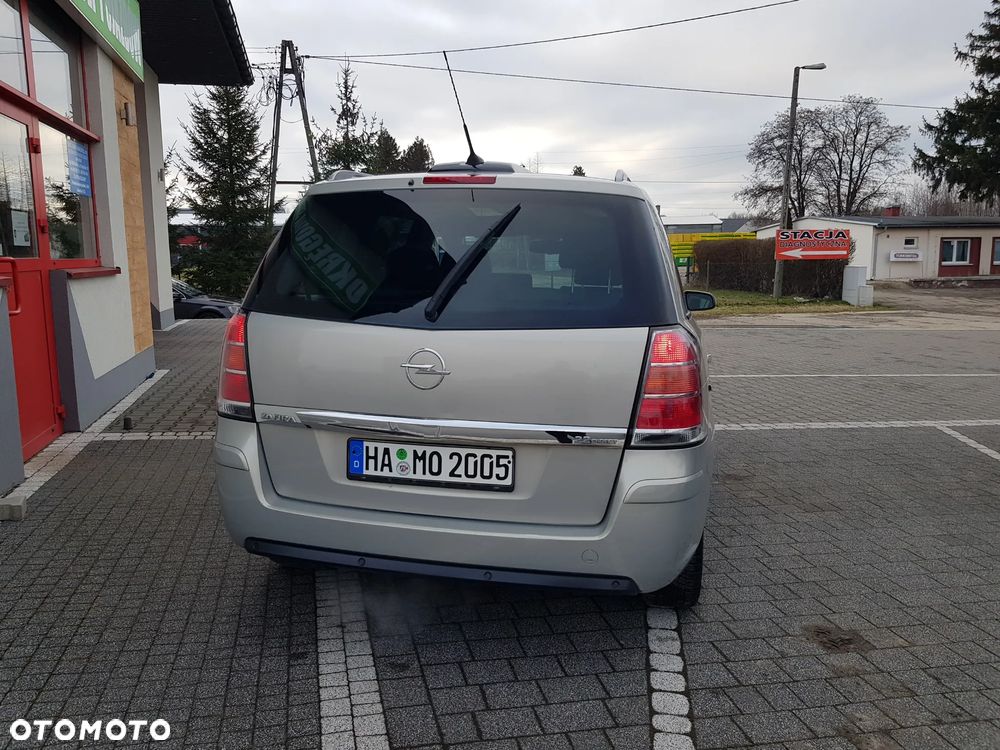 Opel Zafira 2.2 Cosmo - 5