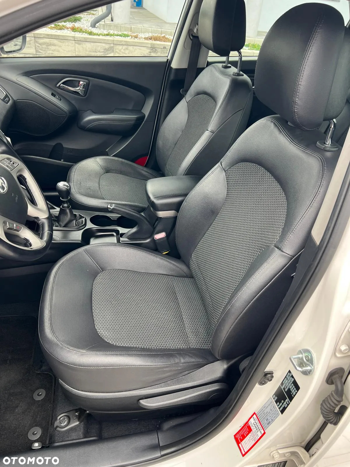 Hyundai ix35 1.7 CRDi 2WD Trend - 12
