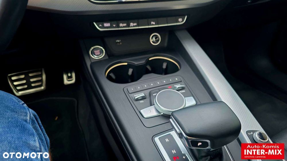 Audi A4 Limousine - 28