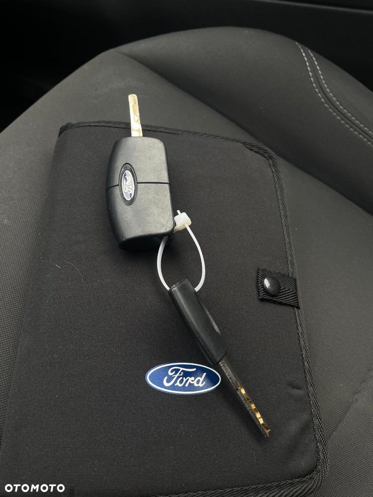 Ford Fiesta 1.0 EcoBoost Start-Stop SYNC Edition - 16