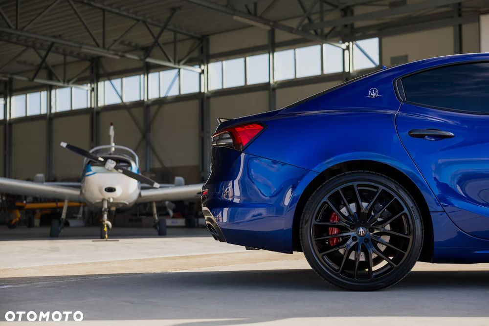 Maserati Ghibli S Q4 GranSport - 12