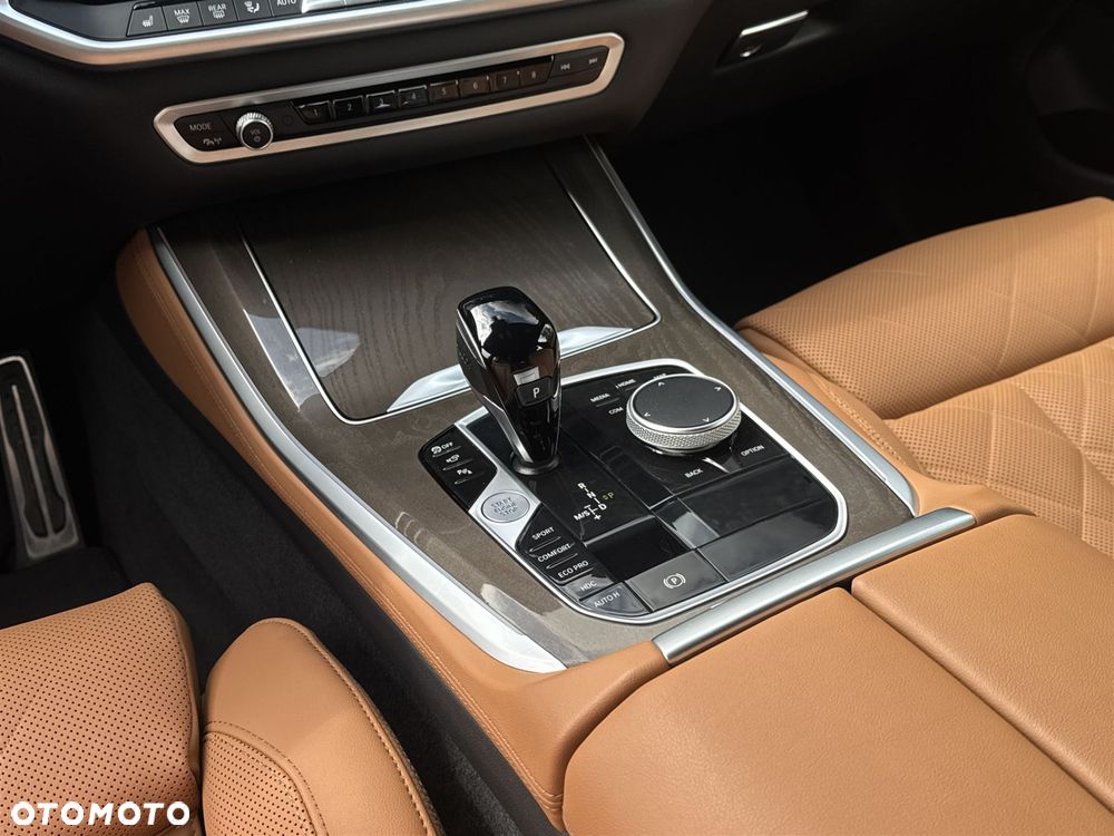 BMW X5 - 16
