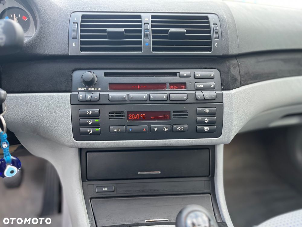 BMW Seria 3 320i - 18