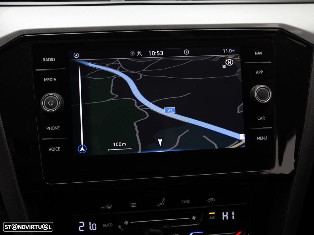 VW Passat Variant 2.0 TDi Business - 28