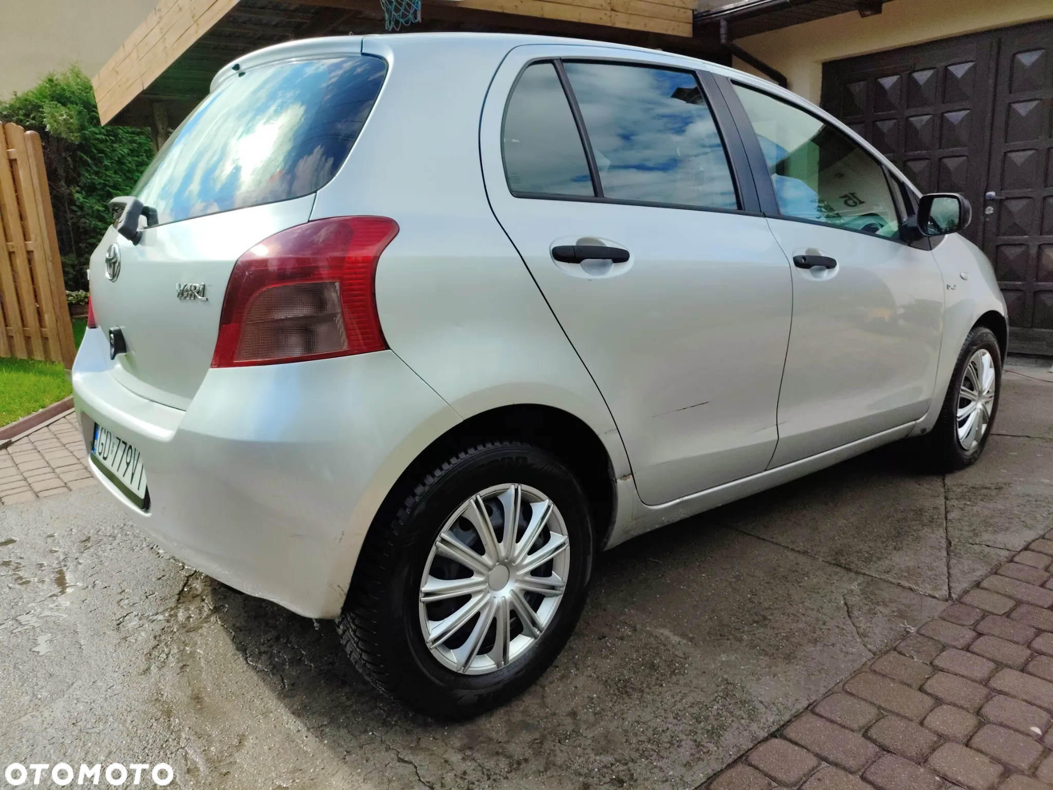 Toyota Yaris - 7