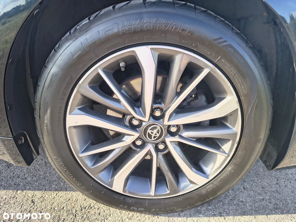 Toyota Avensis 1.8 Active - 2