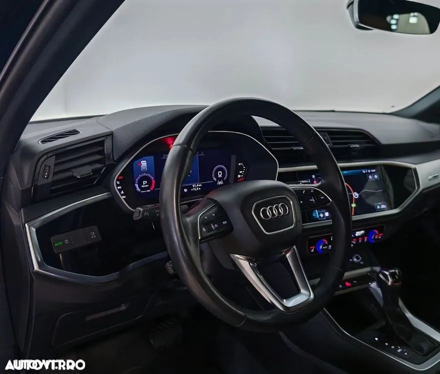 Audi Q3 45 TFSIe S tronic - 6