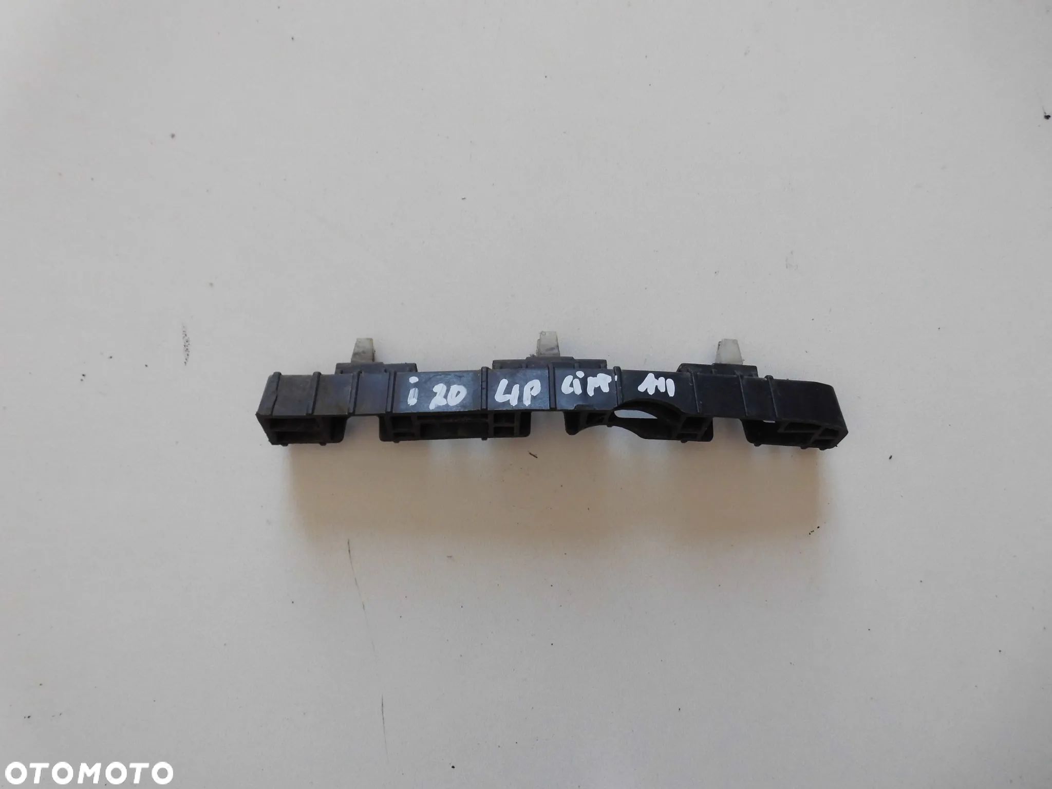 ŚLIZG ZDERZAKA HYUNDAI I20 LIFT LEWY PRZEDNI ORYGINAŁ - 1