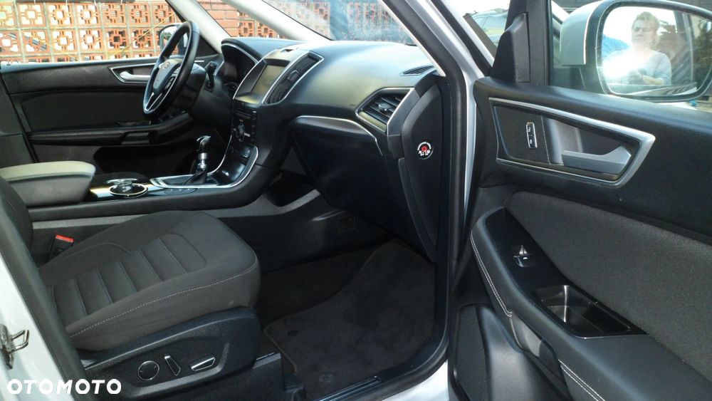 Ford Galaxy 2.0 TDCi Titanium - 37