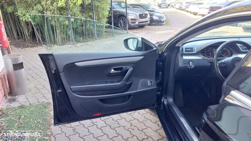 VW Passat CC - 6
