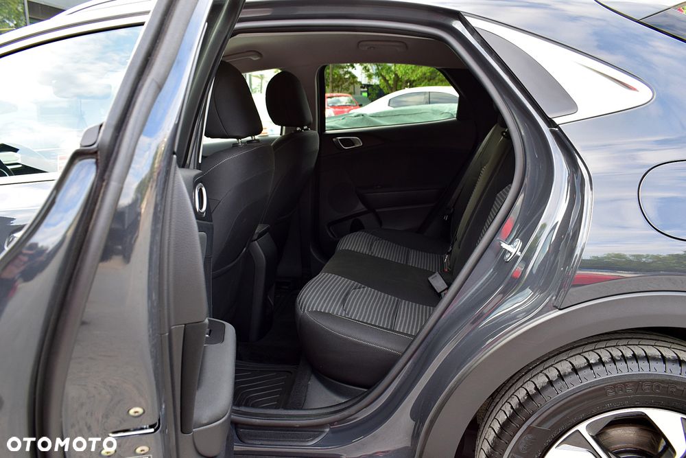 Kia XCeed - 7