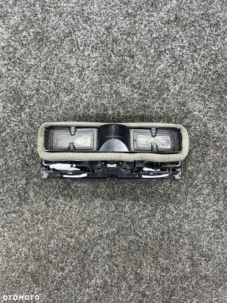 vw golf VI lift kratka nawiewu środkowa 5K0819743 - 8