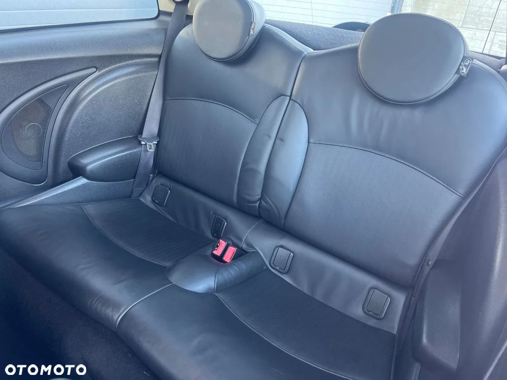 MINI Cooper Standard - 17