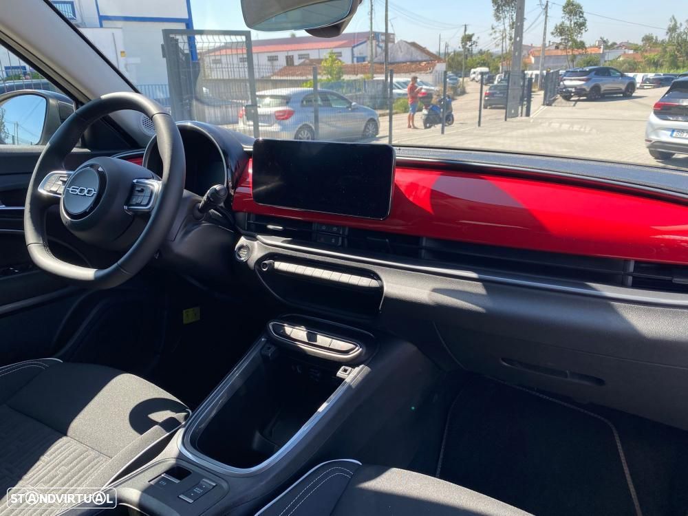 Fiat 600e 54 kWh (RED) - 8