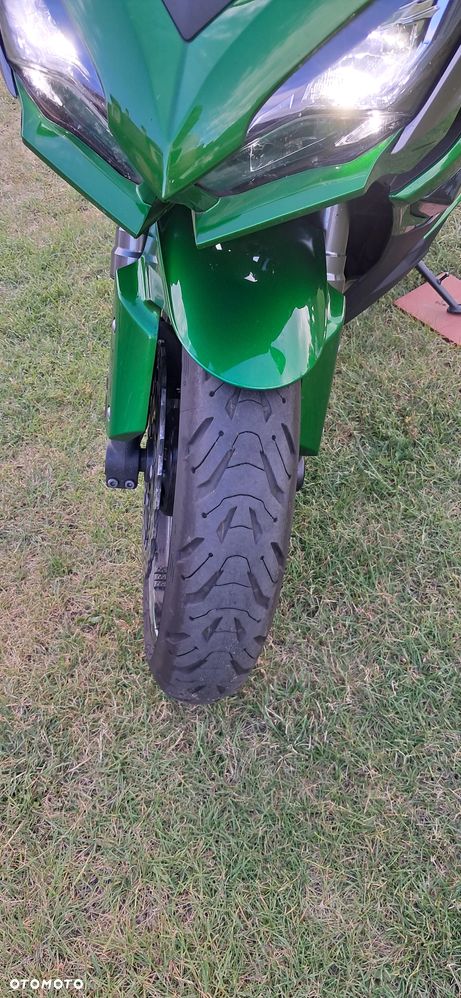 Kawasaki Ninja 1000 SX - 13