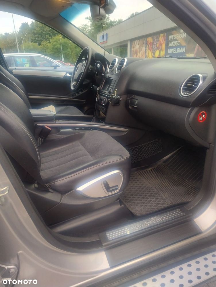 Mercedes-Benz ML - 7