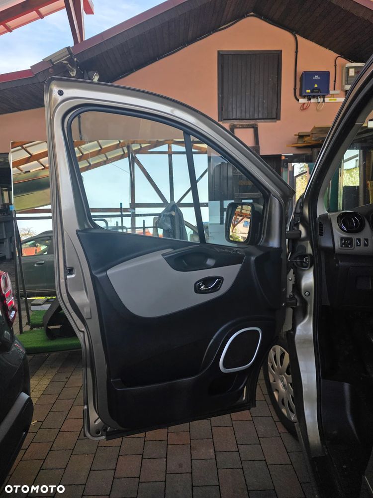 Renault Trafic Grand Passenger 3,0t Pack Clim - 17