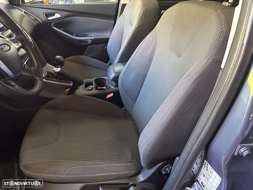 Ford Focus SW 1.6 TDCi Titanium Best - 16