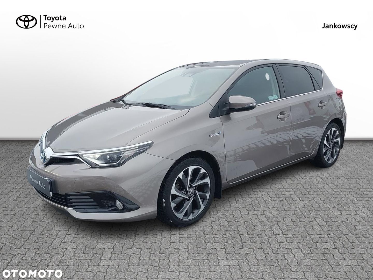 Toyota Auris - 1