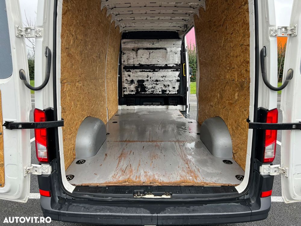 Volkswagen Crafter 35 TDI Autm. VA Trendline - 12