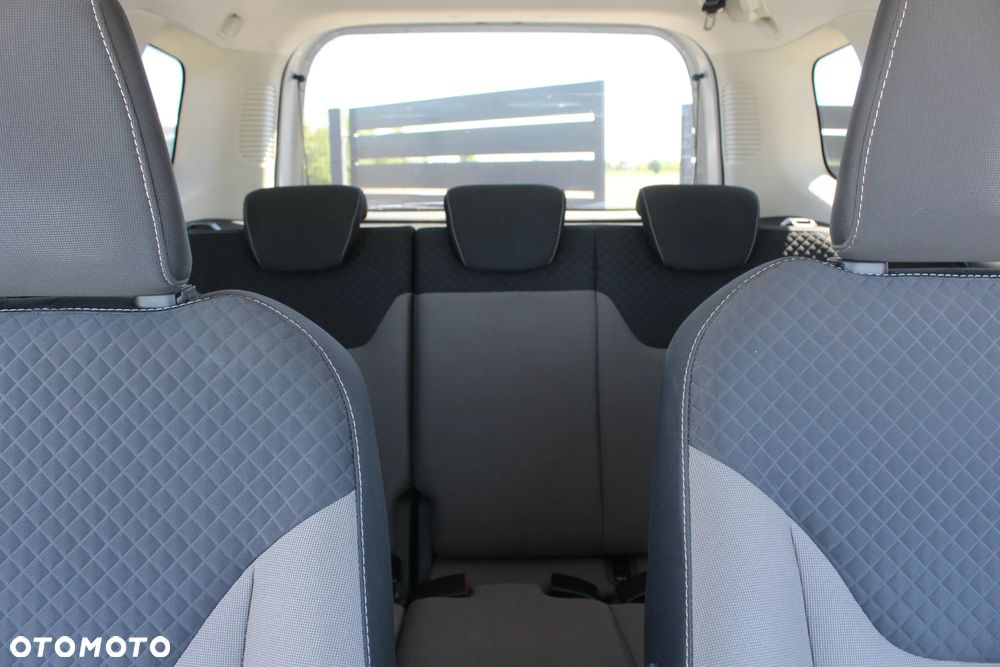 Ford Tourneo Courier 1.0 EcoBoost S&S Titanium - 26