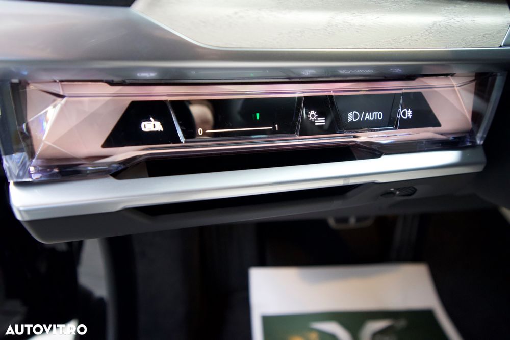 BMW Seria 7 740d xDrive MHEV - 20