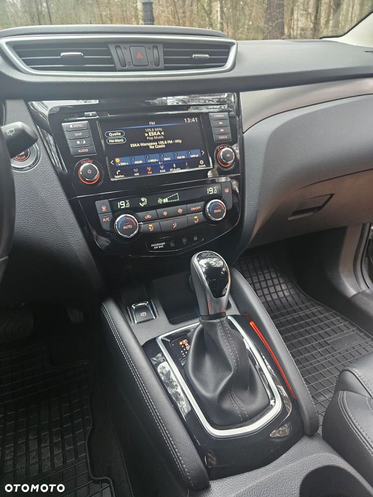 Nissan Qashqai - 16