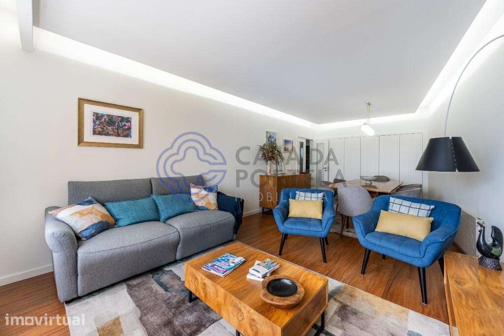 T2 remodelado na Boavista, com duas suites, cozinha equipada e garagem - Grande imagem: 2/18