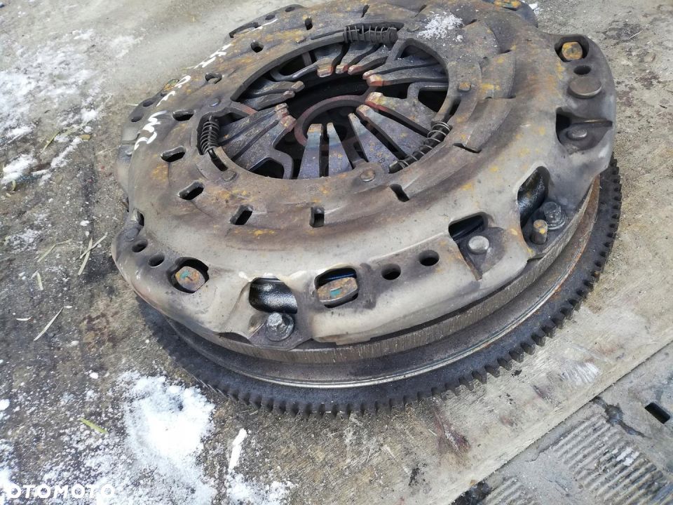 MERCEDES W211 W219 3.0 BENZYNA KOŁO DWUMASOWE 272 - 2