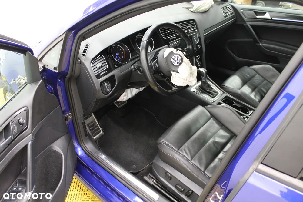 Volkswagen Golf R 4Motion BlueMotion Technology DSG - 9