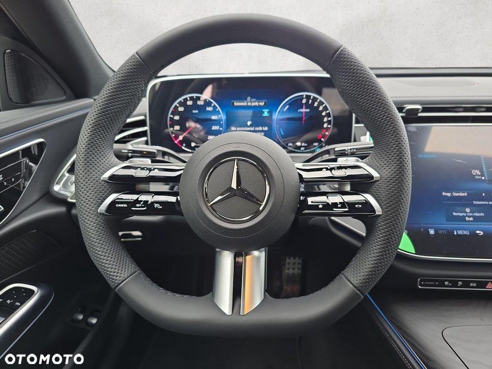 Mercedes-Benz Klasa E - 15