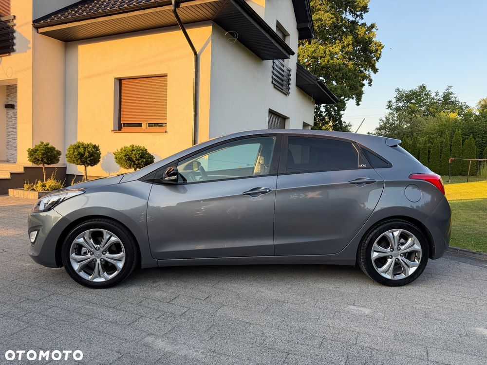 Hyundai i30 blue 1.6 GDI Passion - 6