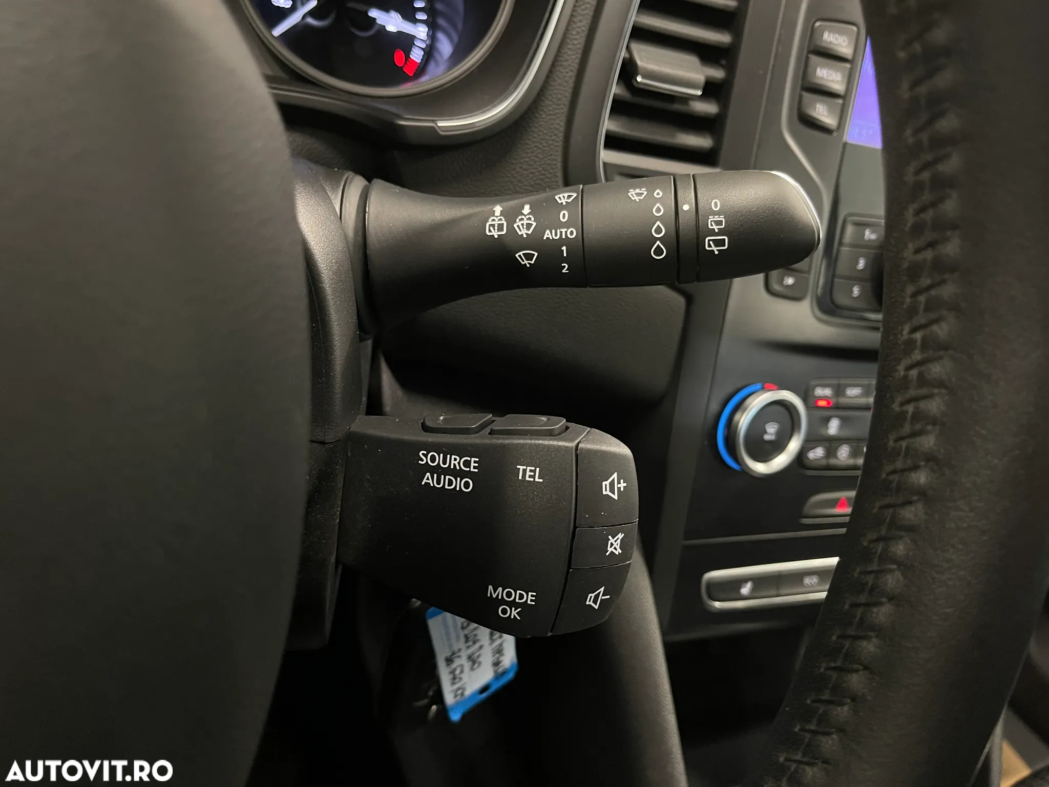Renault Megane Blue dCi 116 Zen - 17