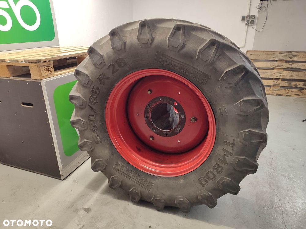 Komplet kół FENDT 716 2002r. (54065 R28) - 2