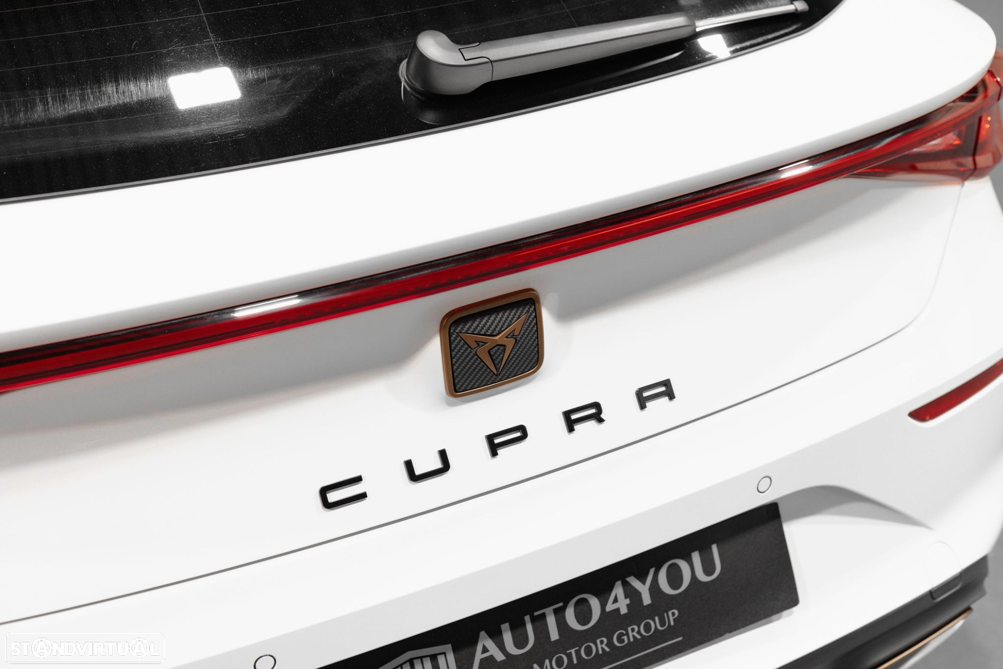 Cupra Leon 1.4 e-Hybrid VZ DSG - 40