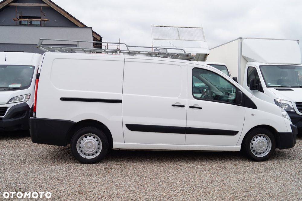 Peugeot Expert - 8