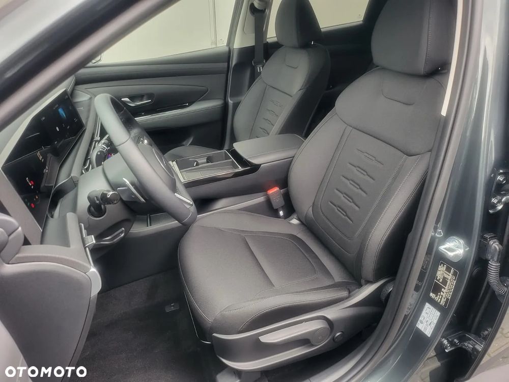 Hyundai Tucson 1.6 T-GDi HEV Smart 2WD - 13