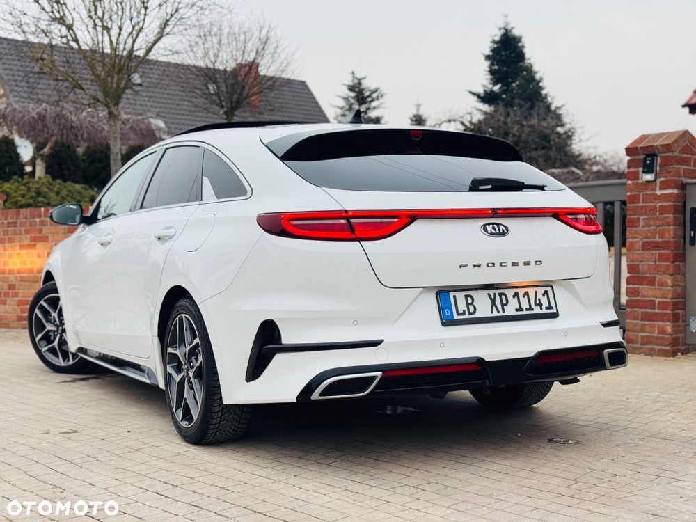 Kia ProCeed 1.5 T-GDI GT Line - 6