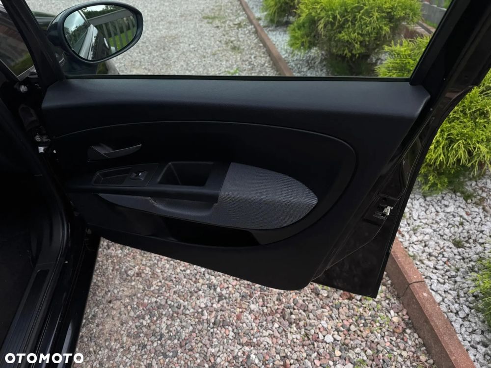 Fiat Punto 1.4 Easy Pakiet Easy Plus S&S - 25