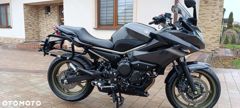 Yamaha XJ - 3