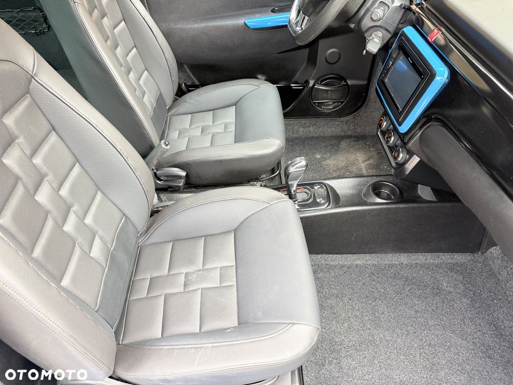 Ligier JS50 1.2 16V Cosmo - 12