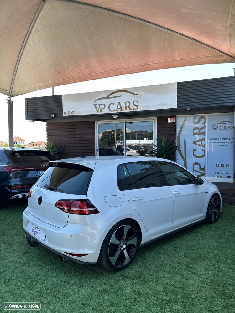 VW Golf 2.0 TSi GTi DSG Performance - 10