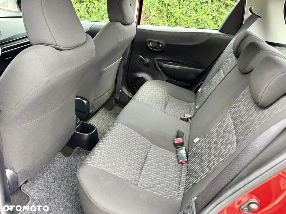 Toyota Yaris 1.33 Premium EU6 - 36
