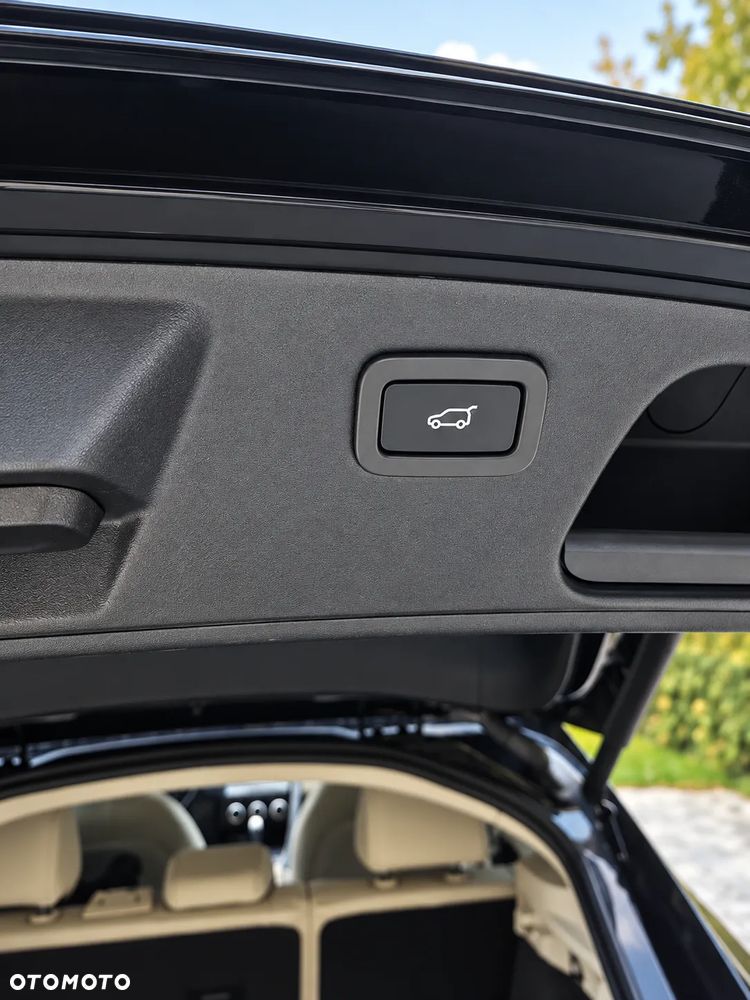 Jaguar E-Pace - 13