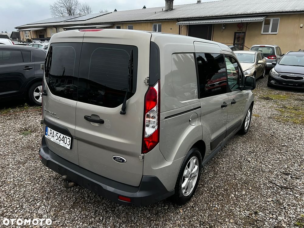 Ford Transit Connect - 4