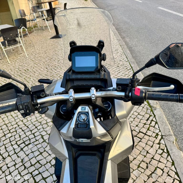Honda ADV 350 - 13