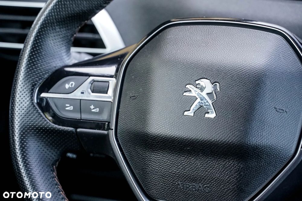 Peugeot 3008 1.5 BlueHDi GT S&S - 28